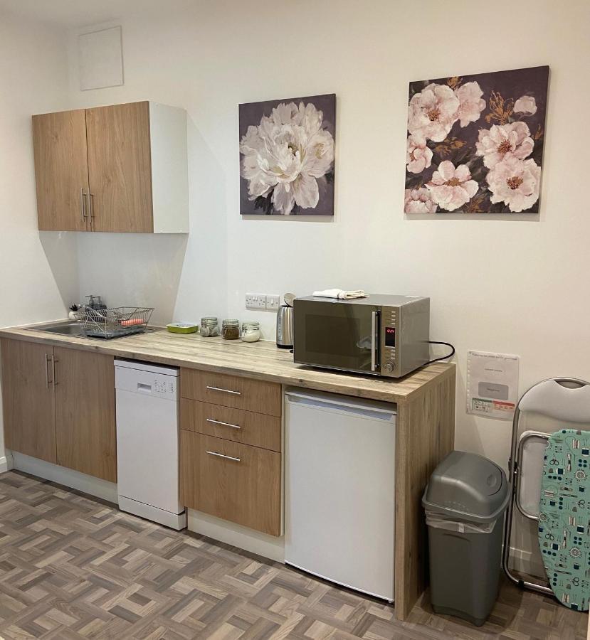 Private 1St Floor Apartment - Perfect For Port Of Dover, Eurotunnel And Short Stays 외부 사진